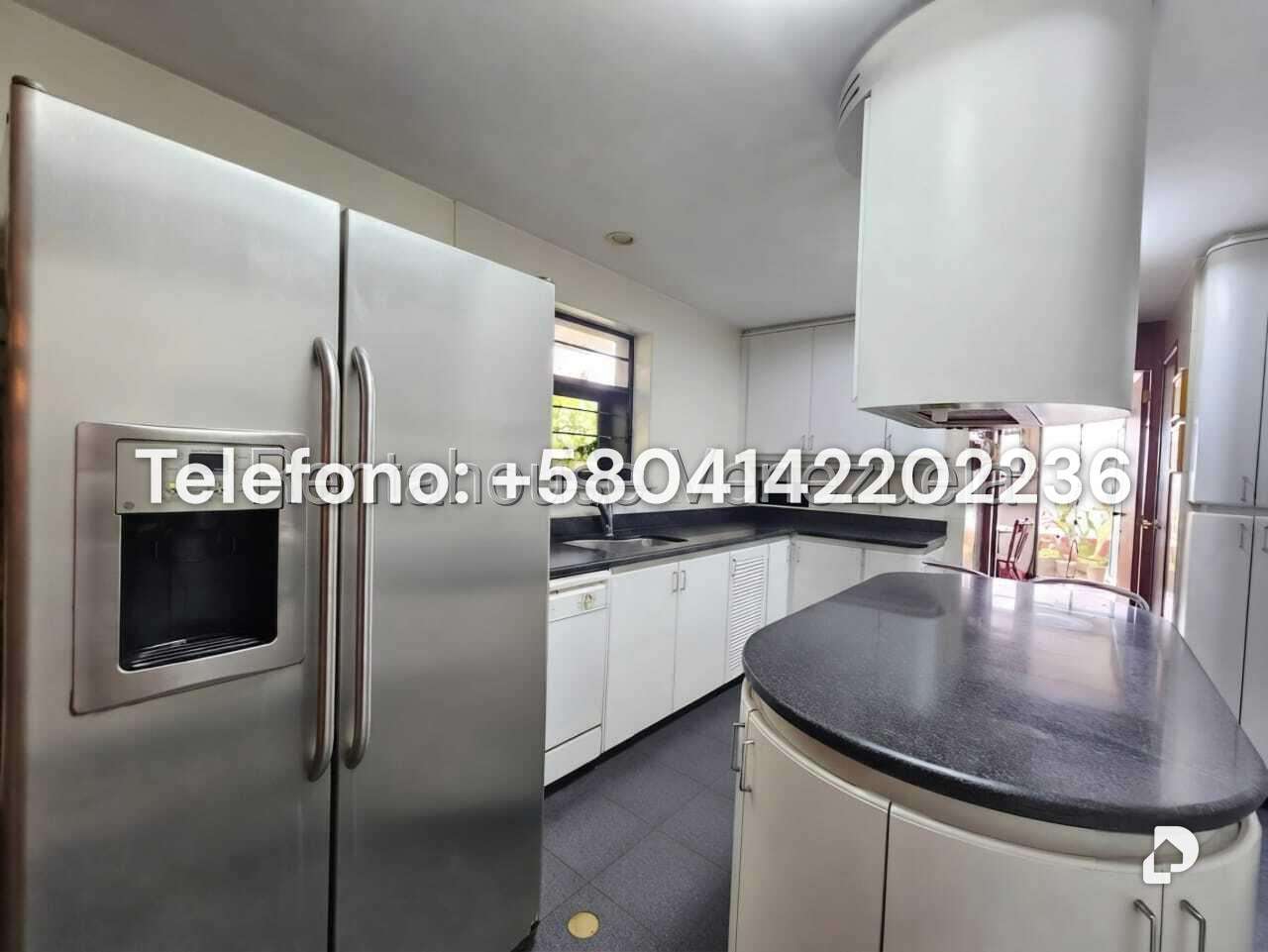 Casa en Alto Prado, Caracas – 22