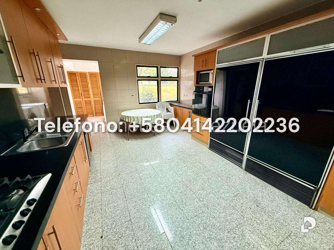 Apartamento en Lomas de La Lagunita, Caracas – 23