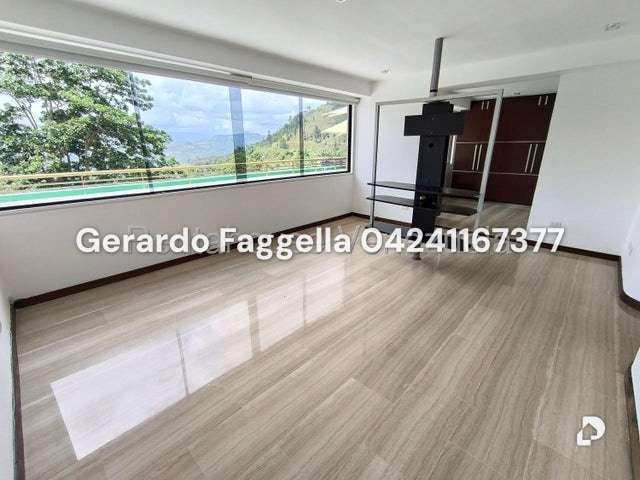 Apartamento en Lomas de La Laguntia, Caracas – 13