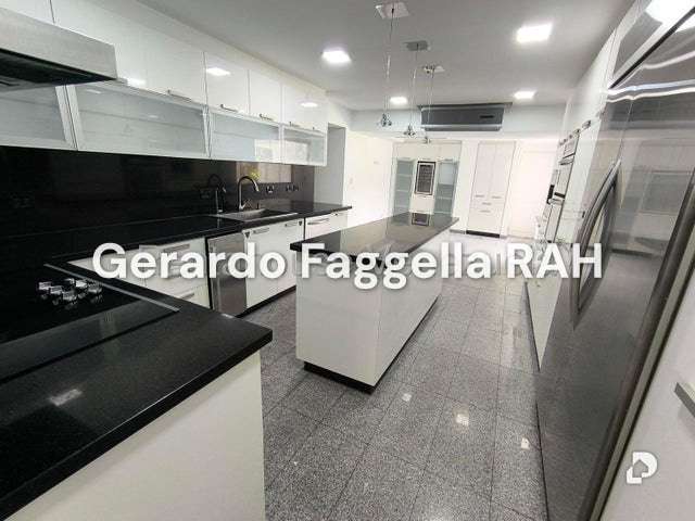 Apartamento en Lomas de La Laguntia, Caracas – 7