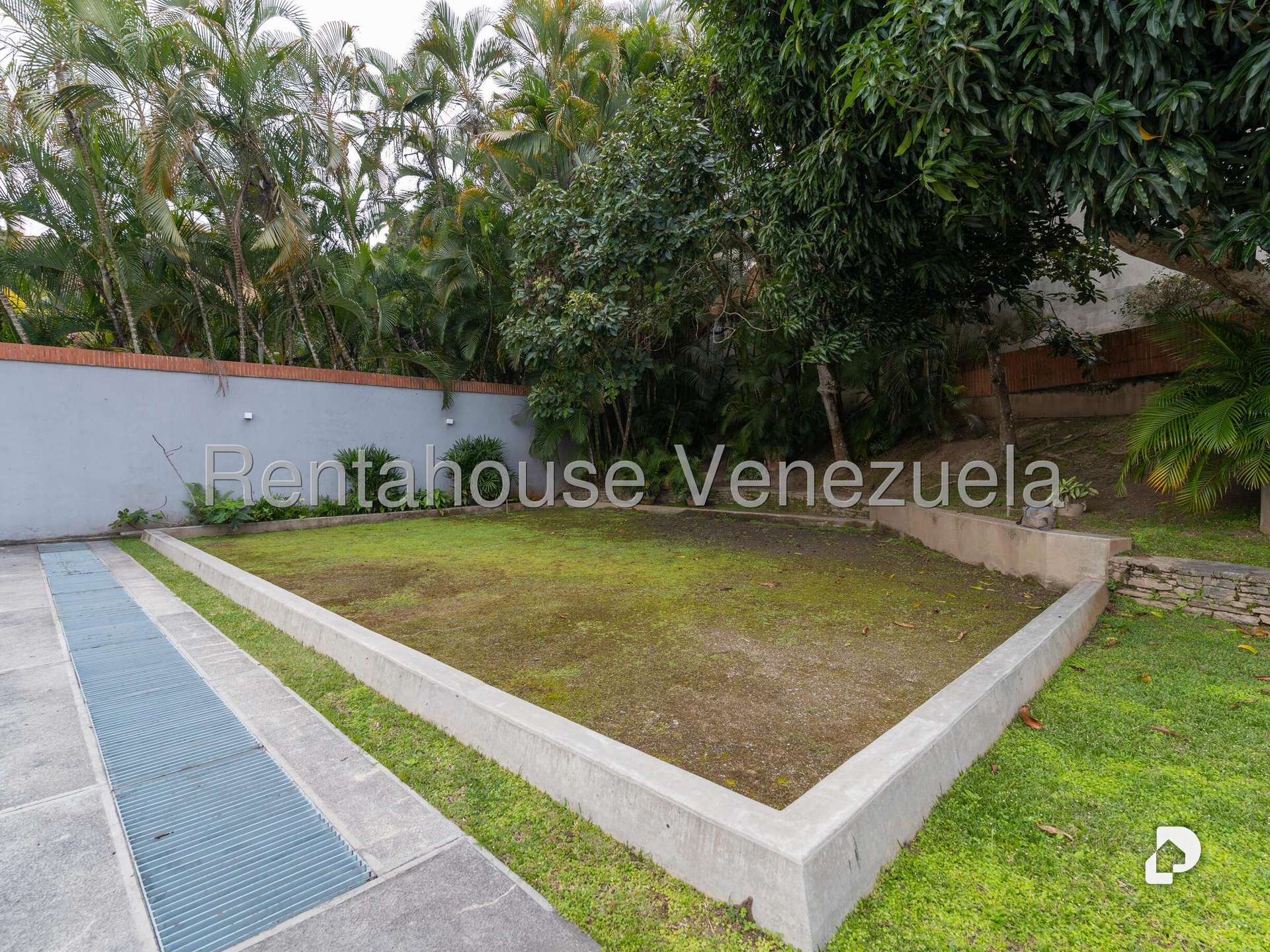 Casa en Cerro Verde, Caracas – 76