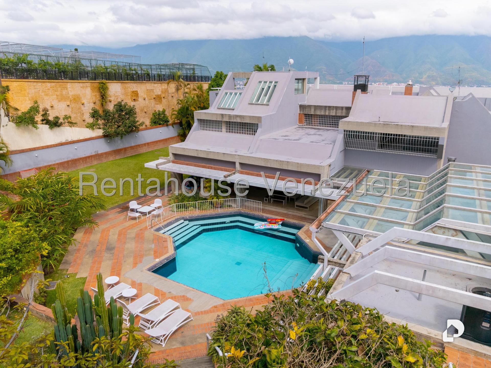 Casa en Cerro Verde, Caracas – 3