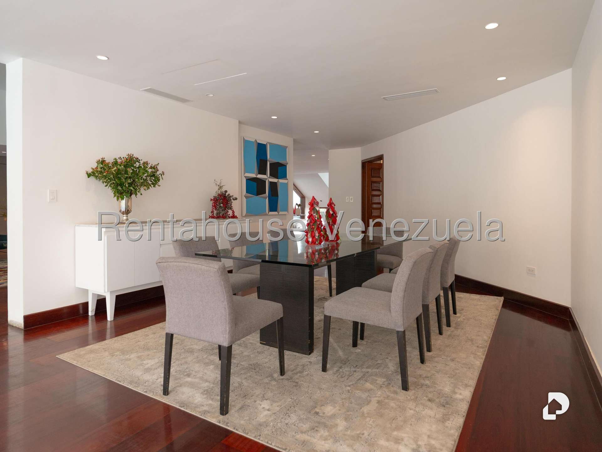 Casa en Cerro Verde, Caracas – 17