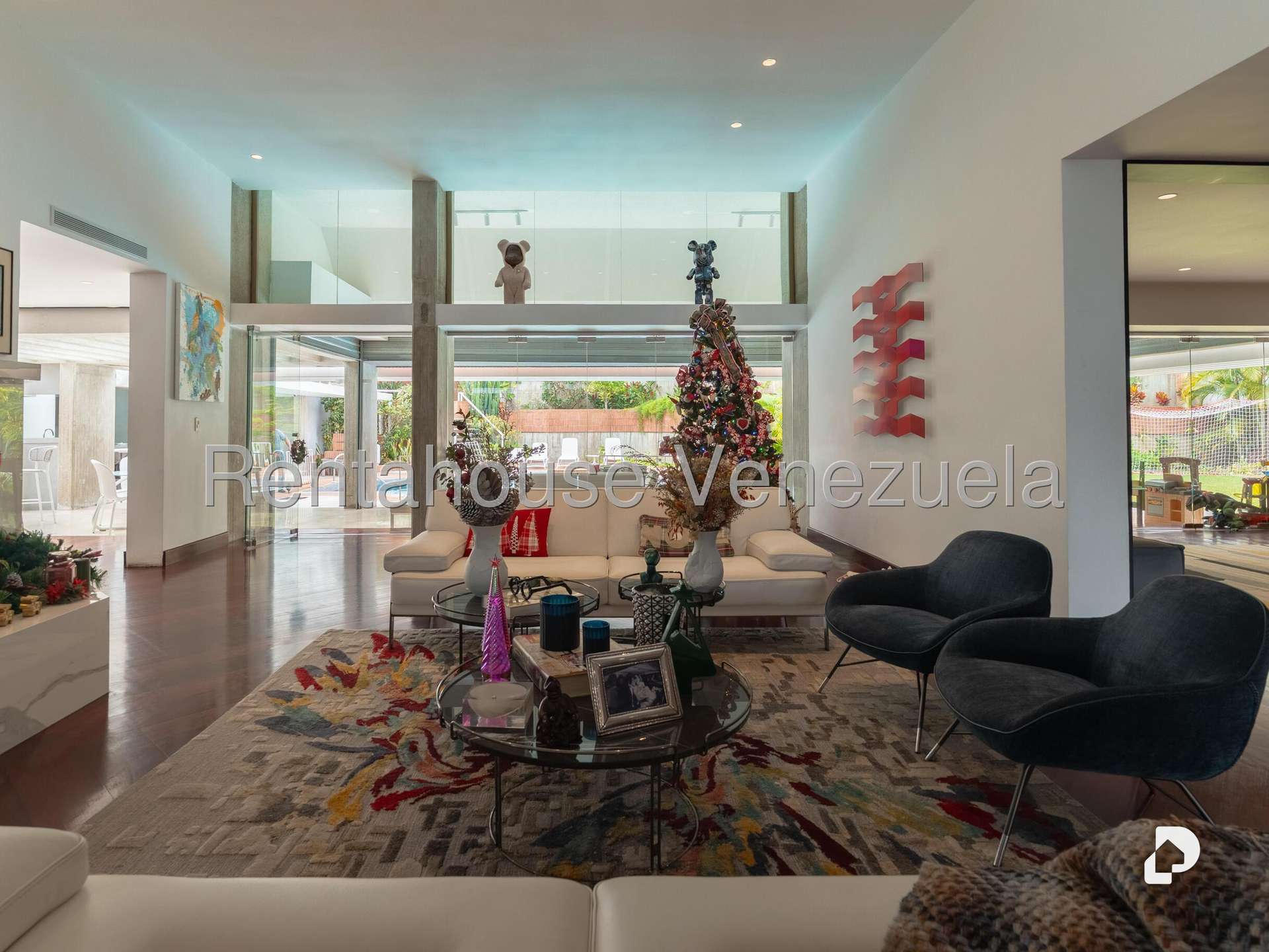 Casa en Cerro Verde, Caracas – 13