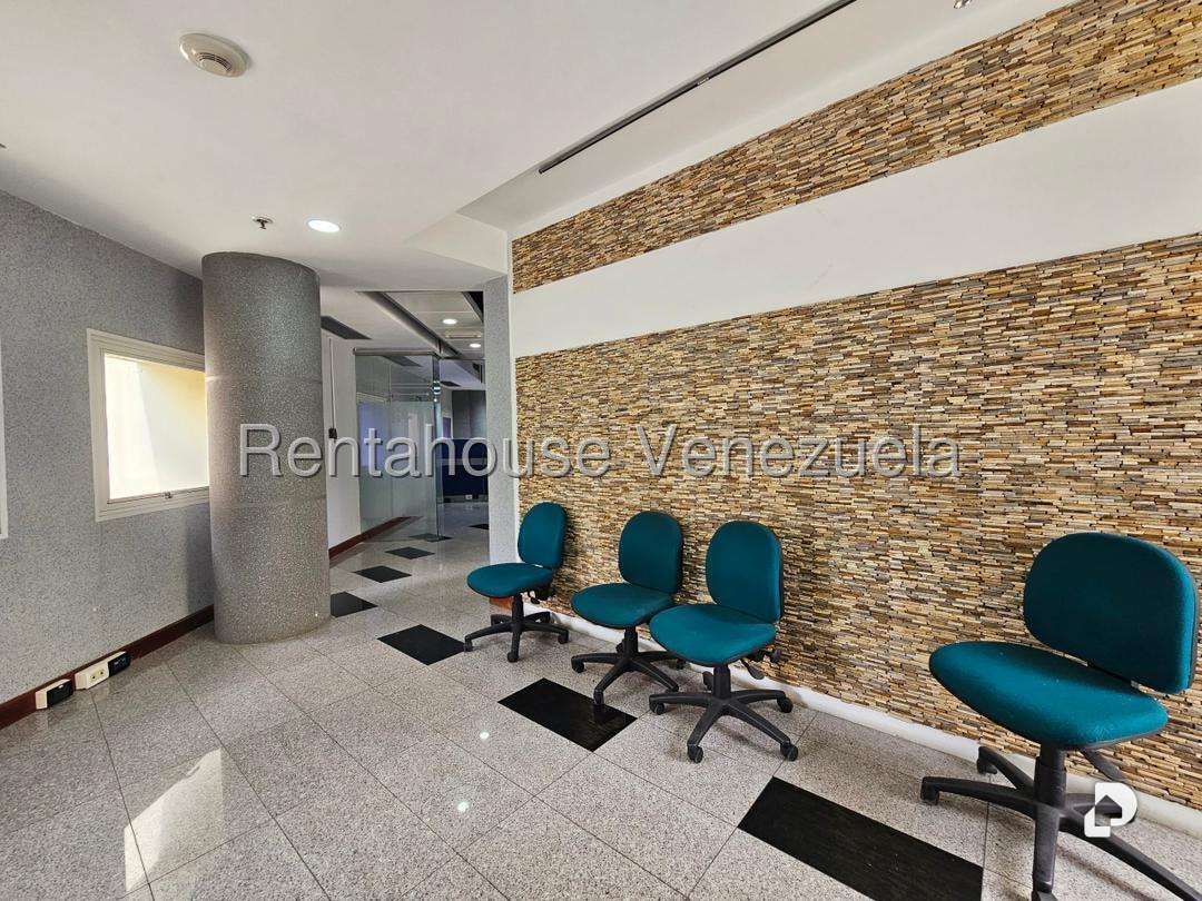 Edificio en Las Mercedes, Caracas – 3