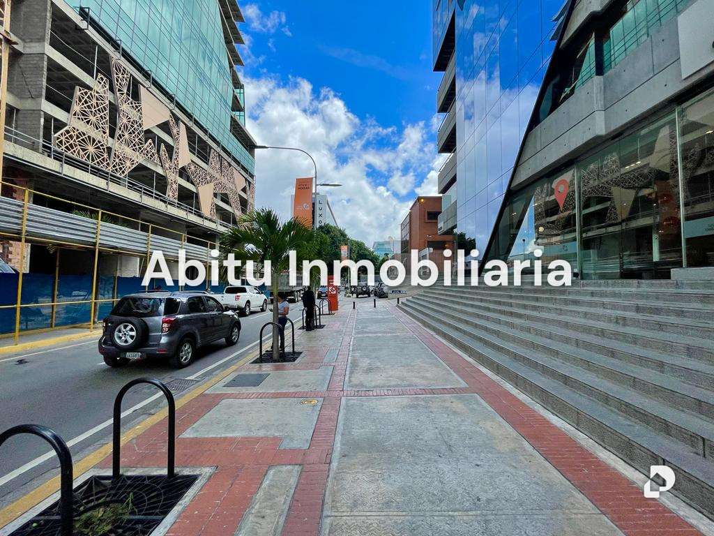 Oficina en Las Mercedes, Caracas – 4