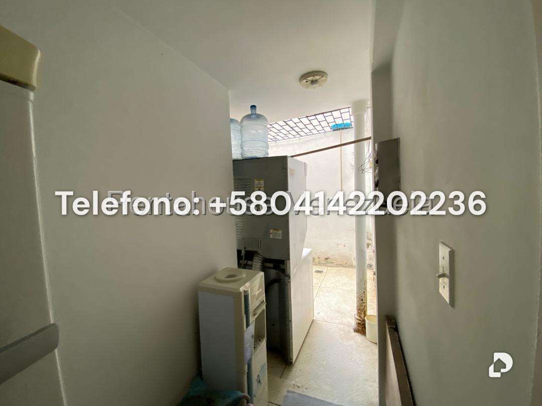 Casa en Montecristo, Caracas – 17