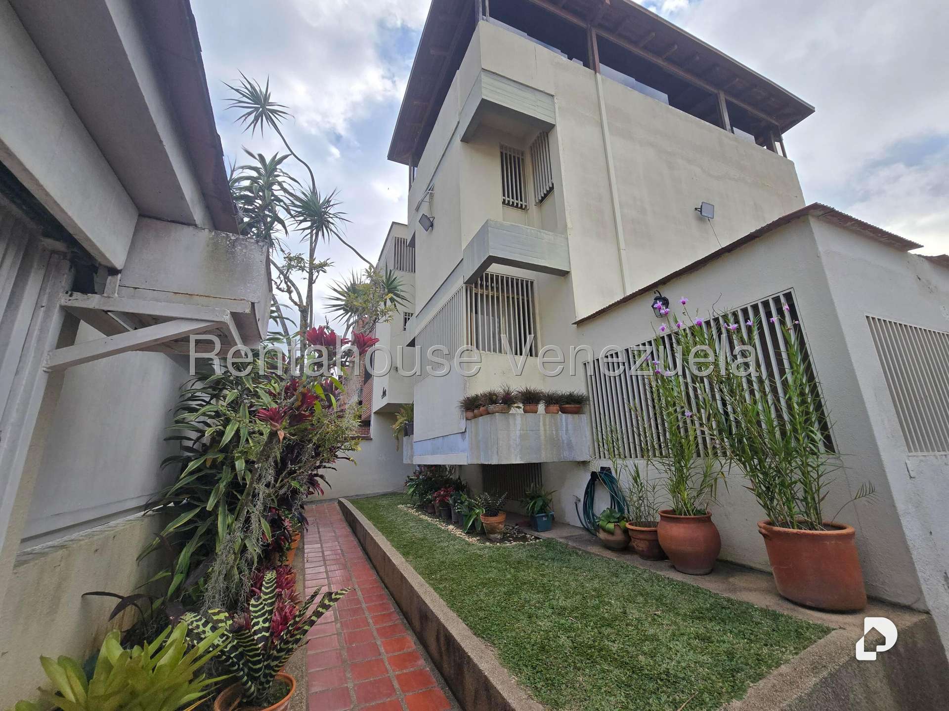 Casa en Los Naranjos (del Cafetal), Caracas – 3