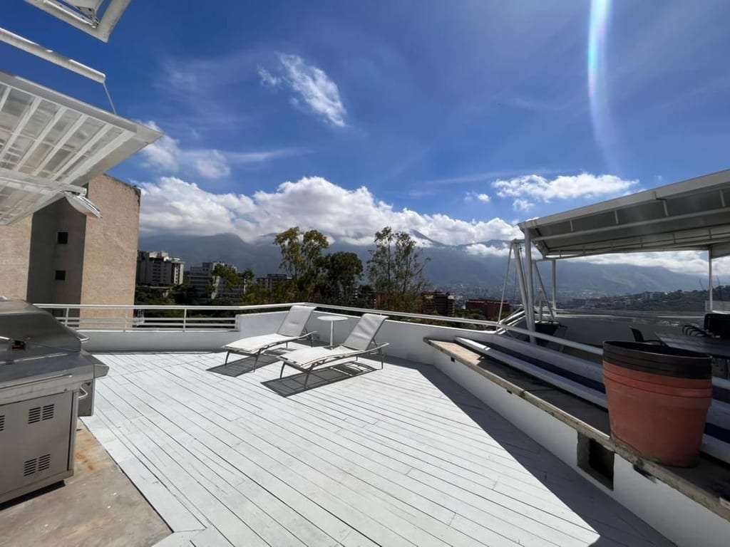 Apartamento en Valle Arriba, Caracas - 1
