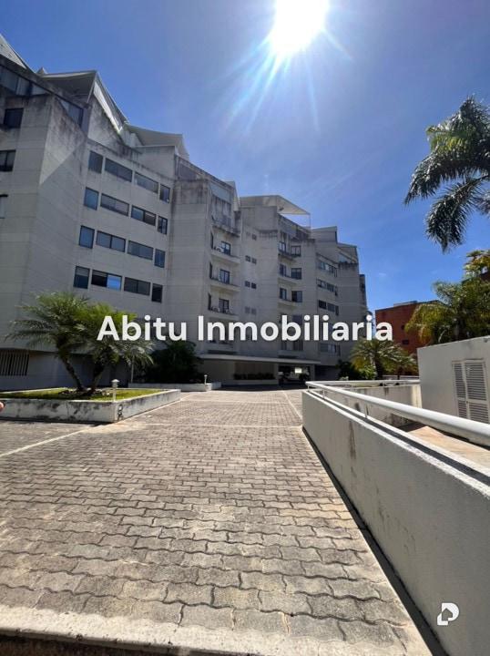 Apartamento en Valle Arriba, Caracas – 2