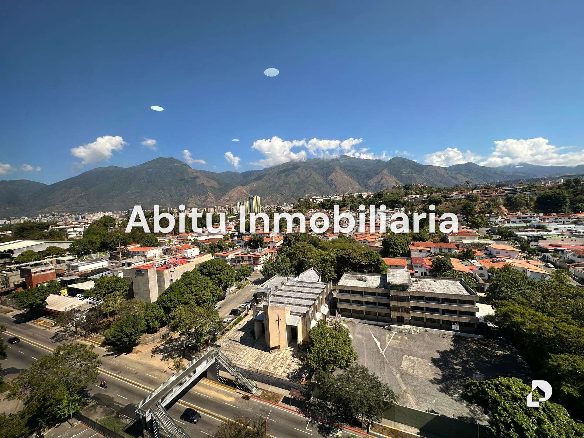 Oficina en Macaracuay, Caracas – 1