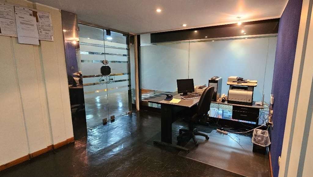 Oficina en Prados del Este, Caracas - 1