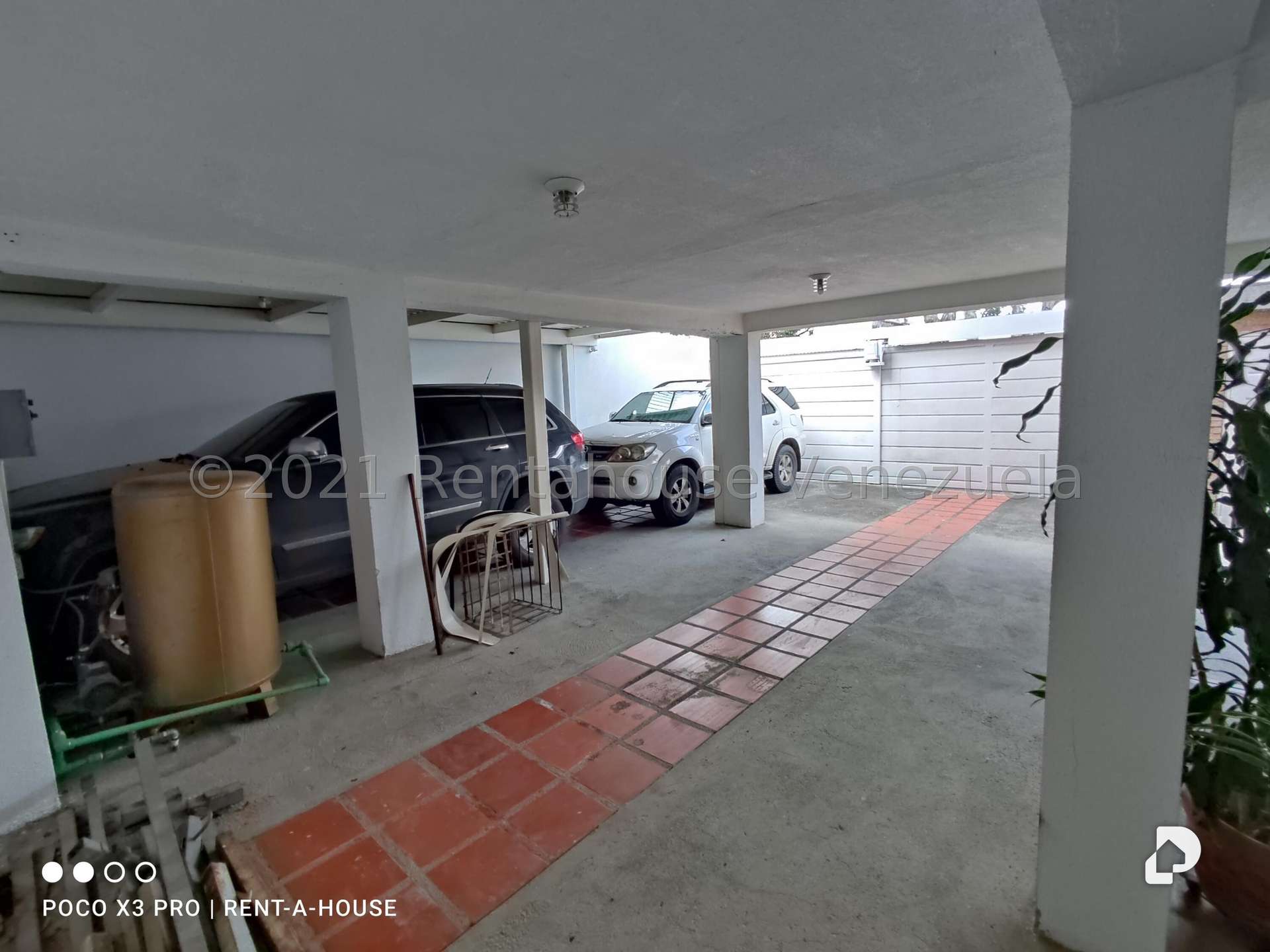 Casa en Campo Claro, Caracas – 26