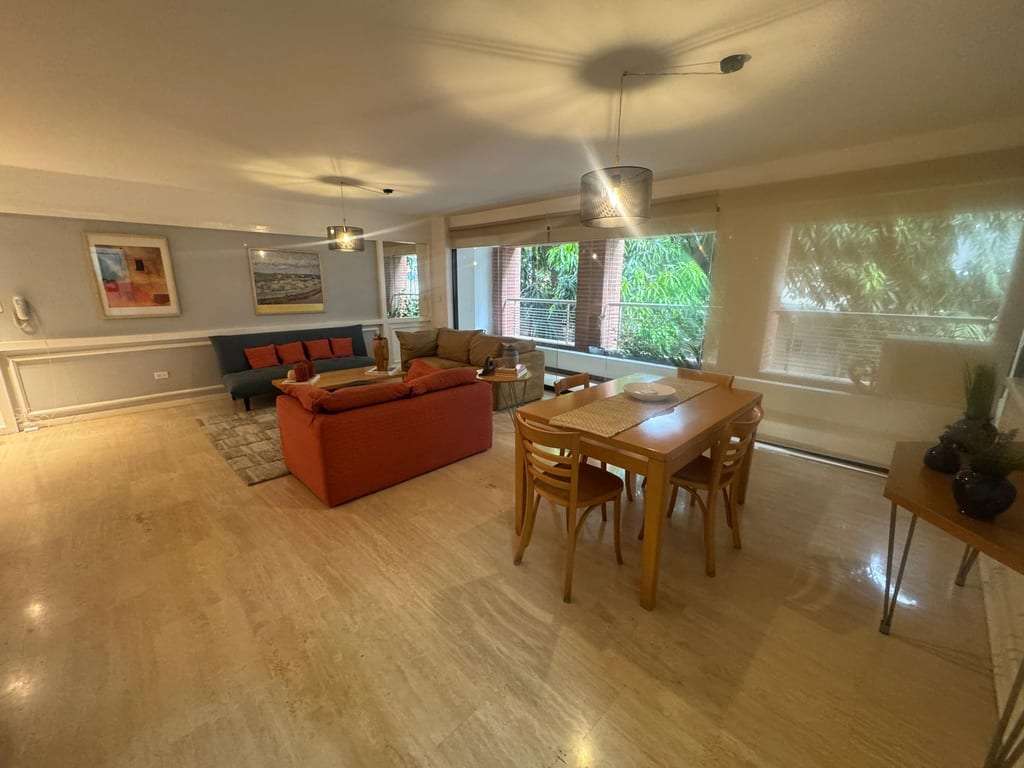 Apartamento en Campo Alegre, Caracas - 1