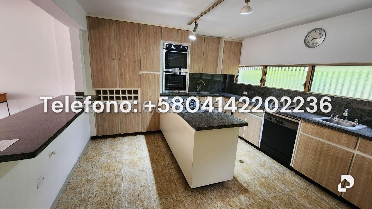 House in Los Naranjos (del Cafetal), Caracas – 2
