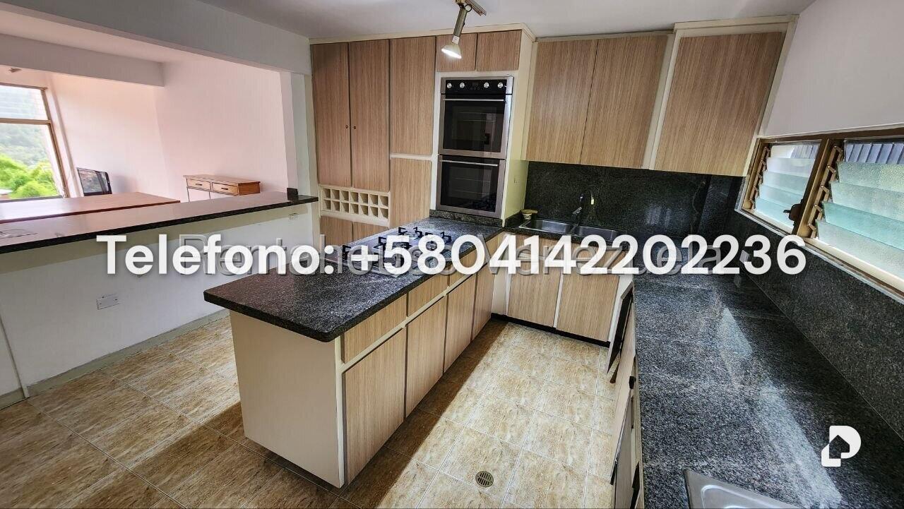 House in Los Naranjos (del Cafetal), Caracas – 3