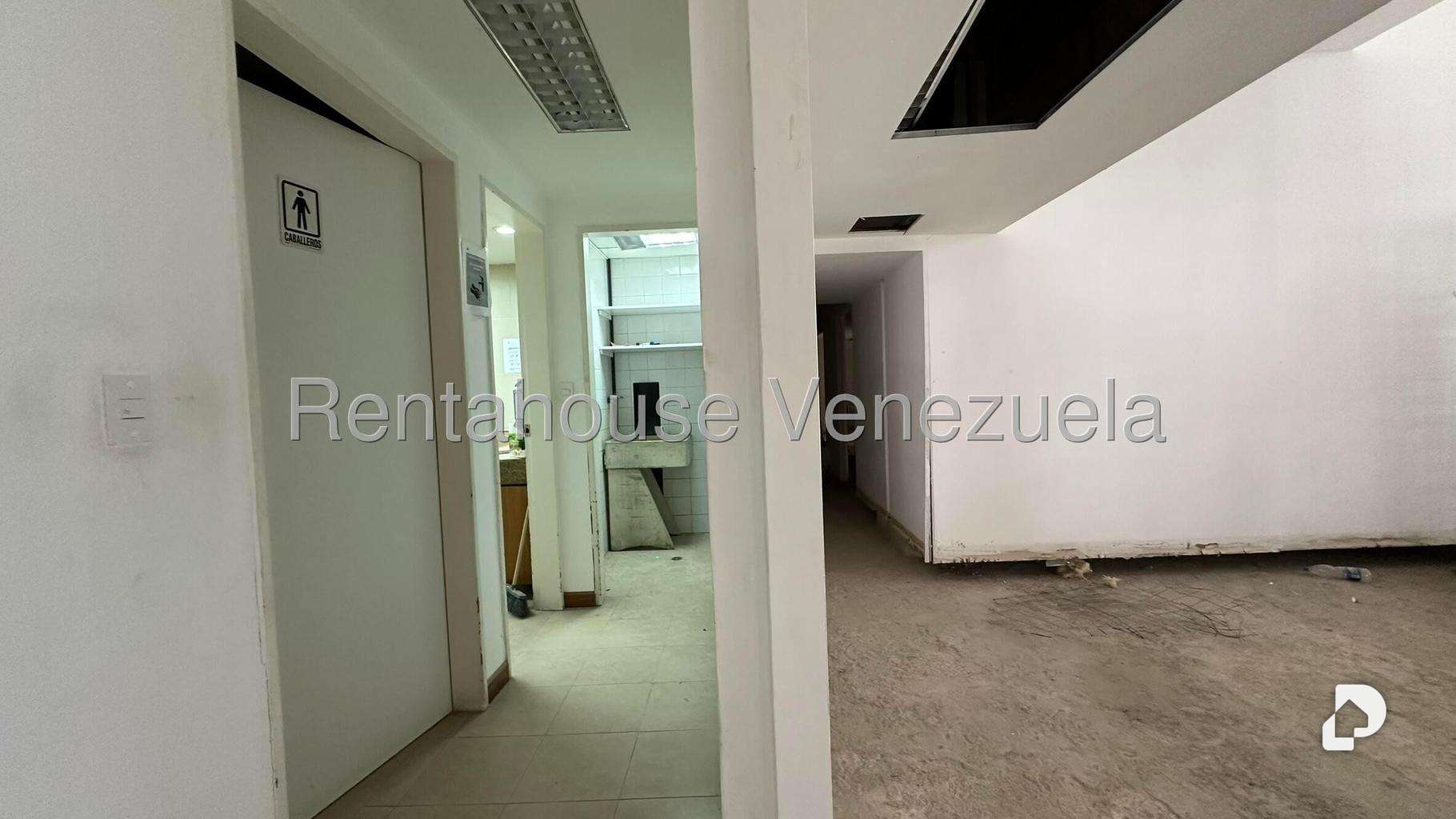 Oficina en Prados del Este, Caracas – 9