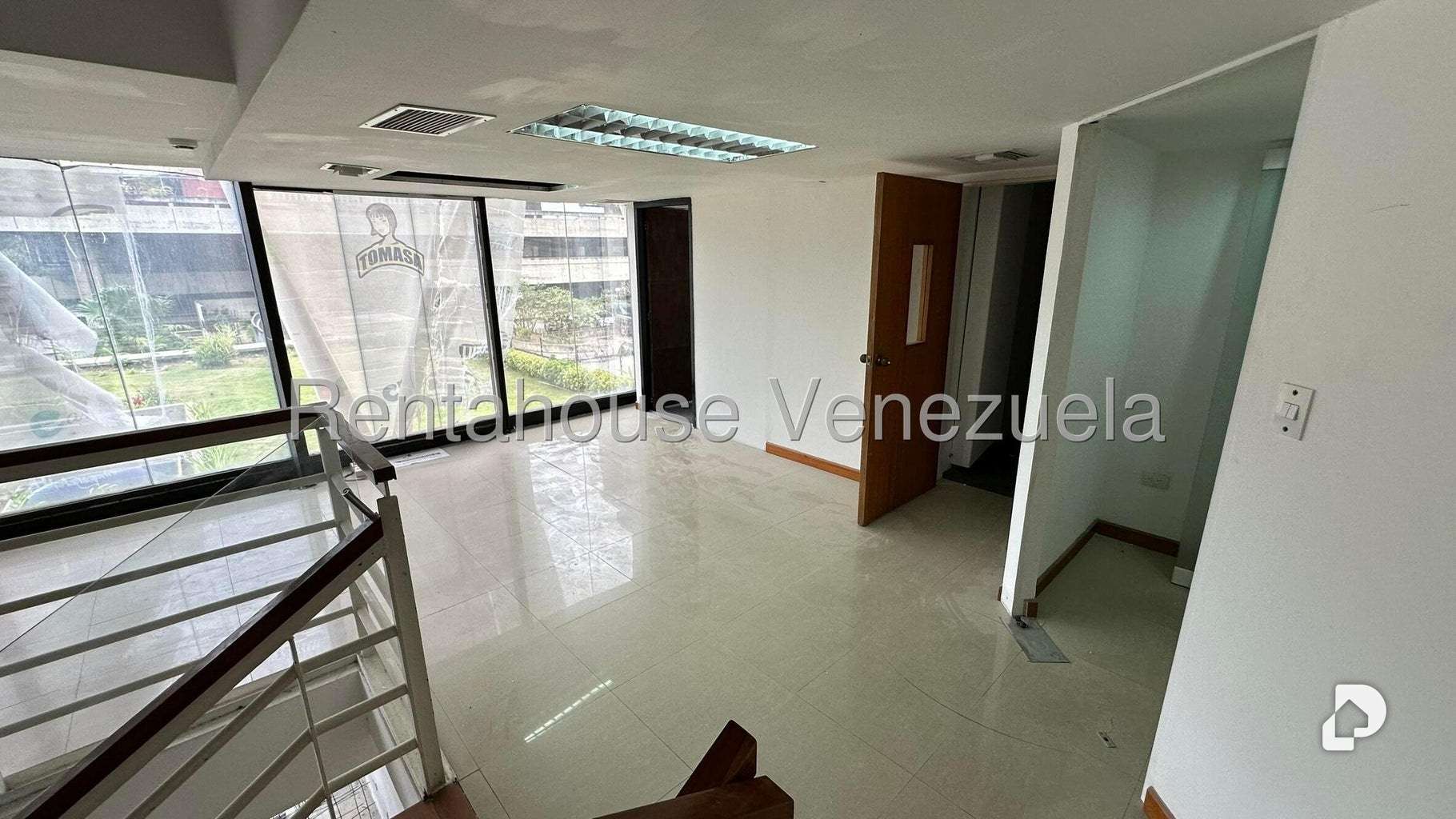 Oficina en Prados del Este, Caracas – 19