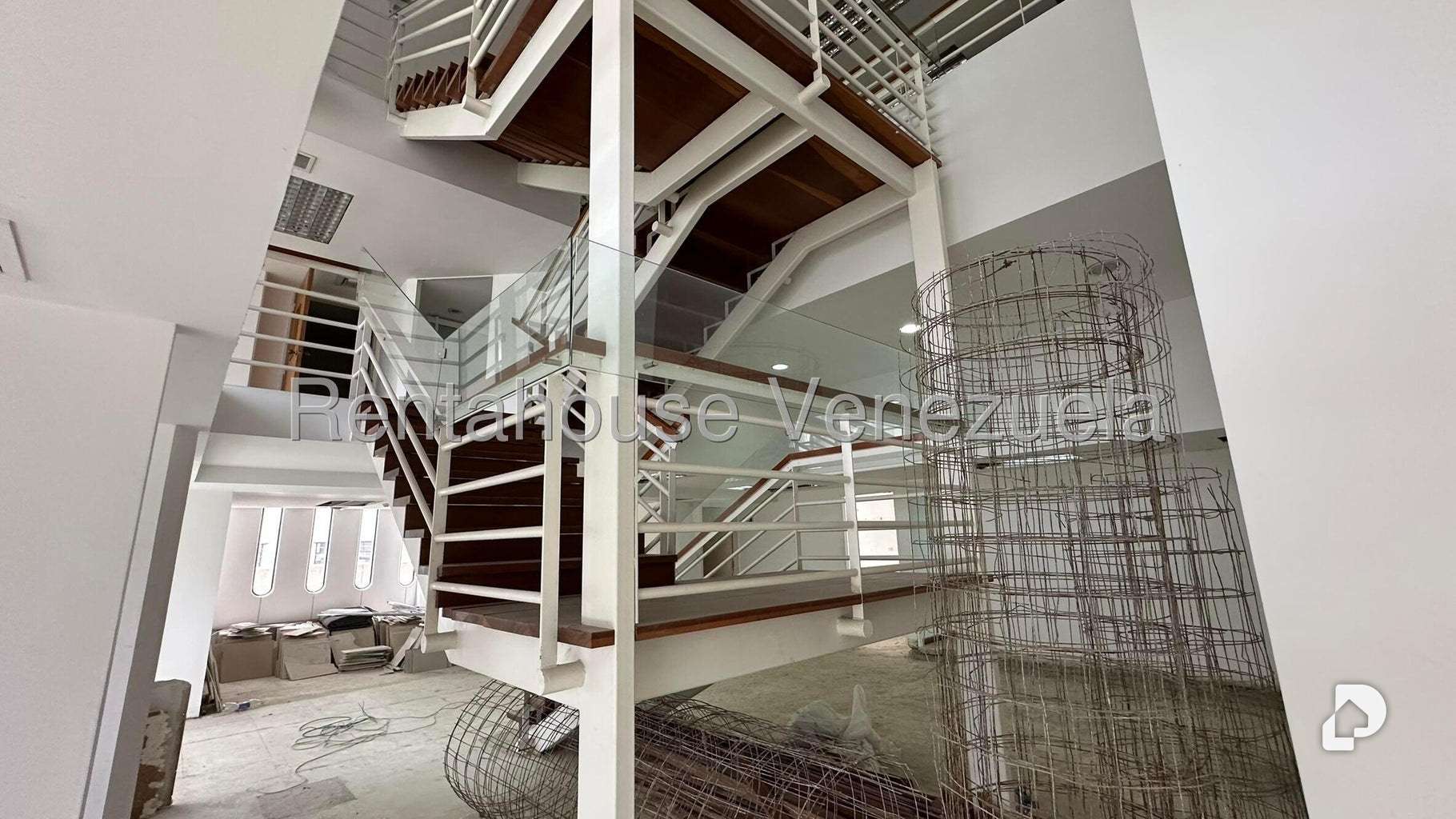 Oficina en Prados del Este, Caracas – 18