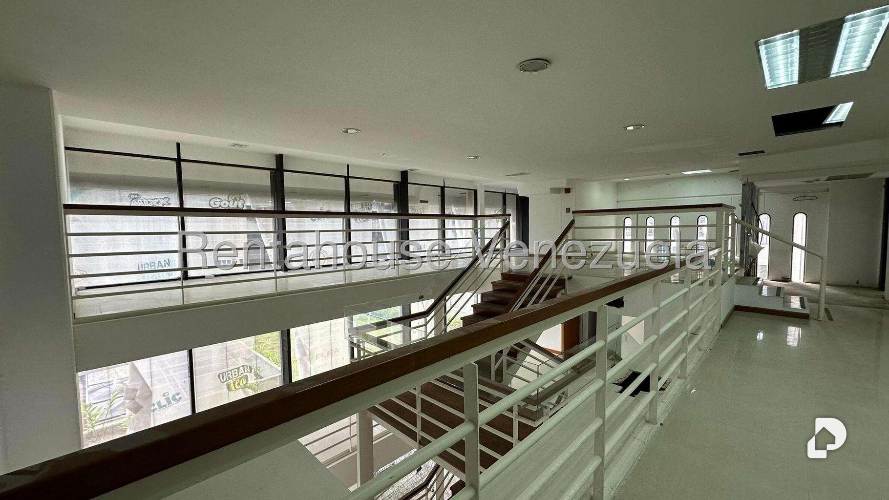 Oficina en Prados del Este, Caracas – 26