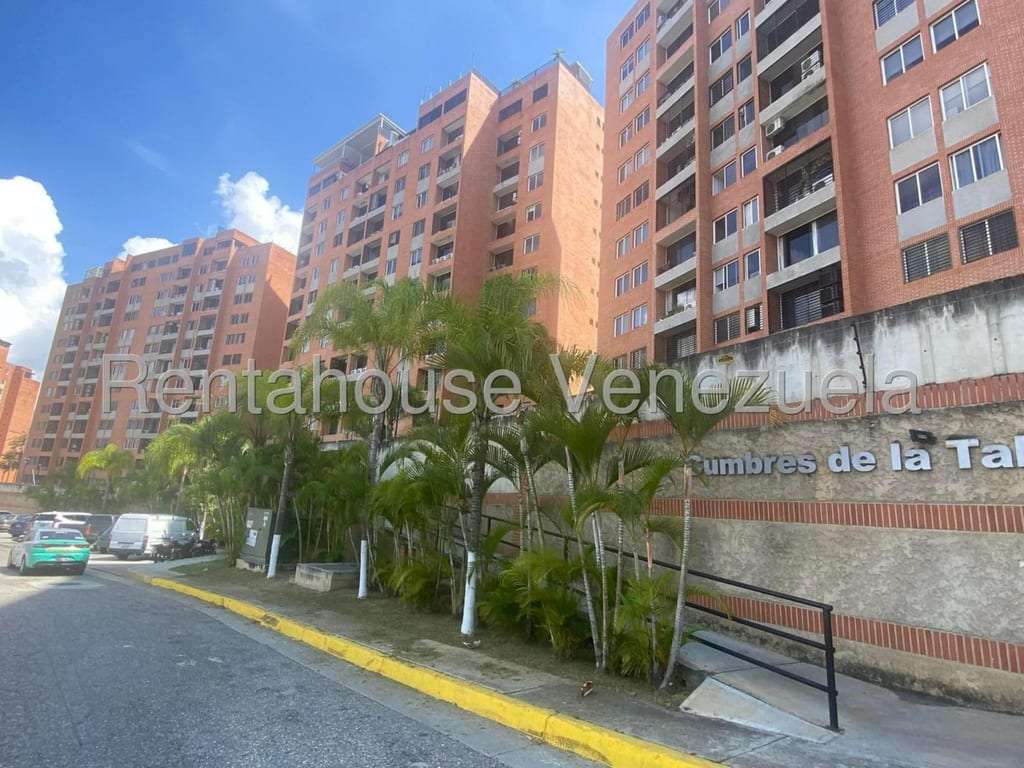 Apartamento en Colinas de La Tahona. 27-4401, Caracas - 1