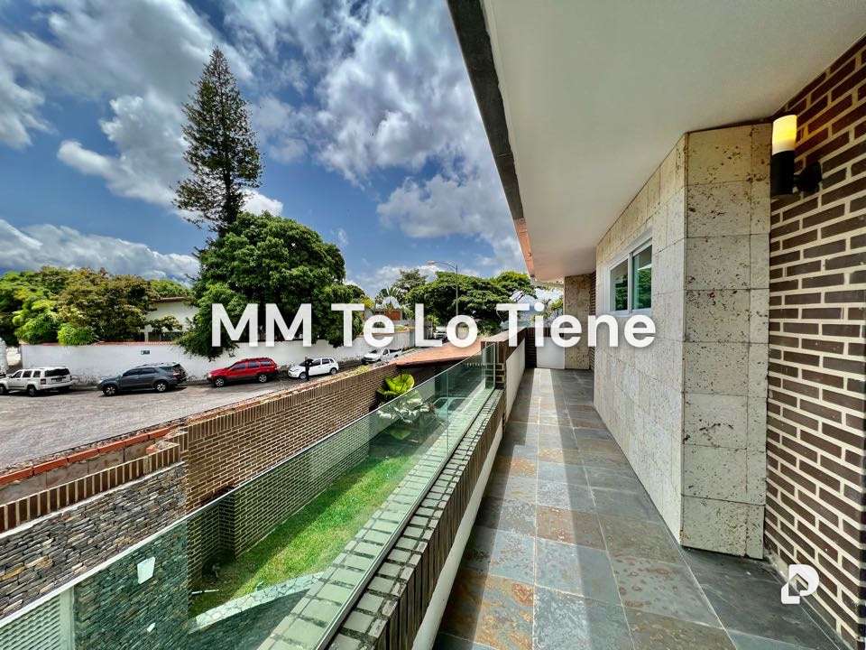 Casa en Cumbres de Curumo, Caracas – 14