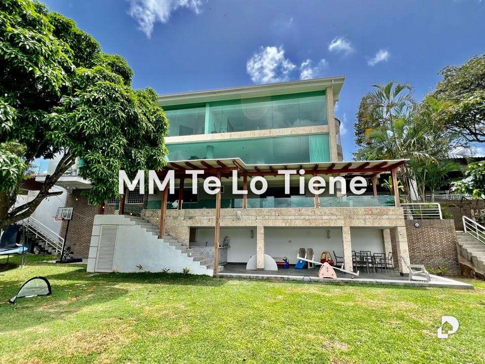 Casa en Cumbres de Curumo, Caracas – 1