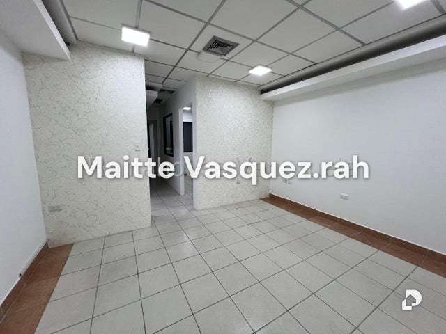 Oficina en Urbanización La Floresta, Maracay – 2