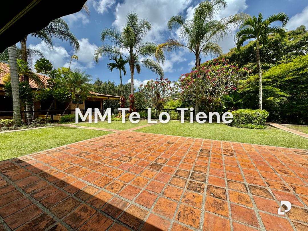 Apartamento en Oripoto, Caracas – 43