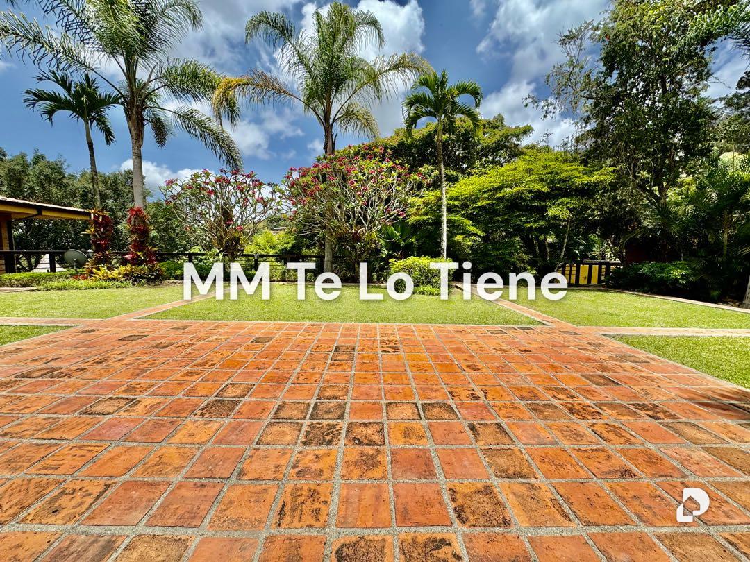 Apartamento en Oripoto, Caracas – 2