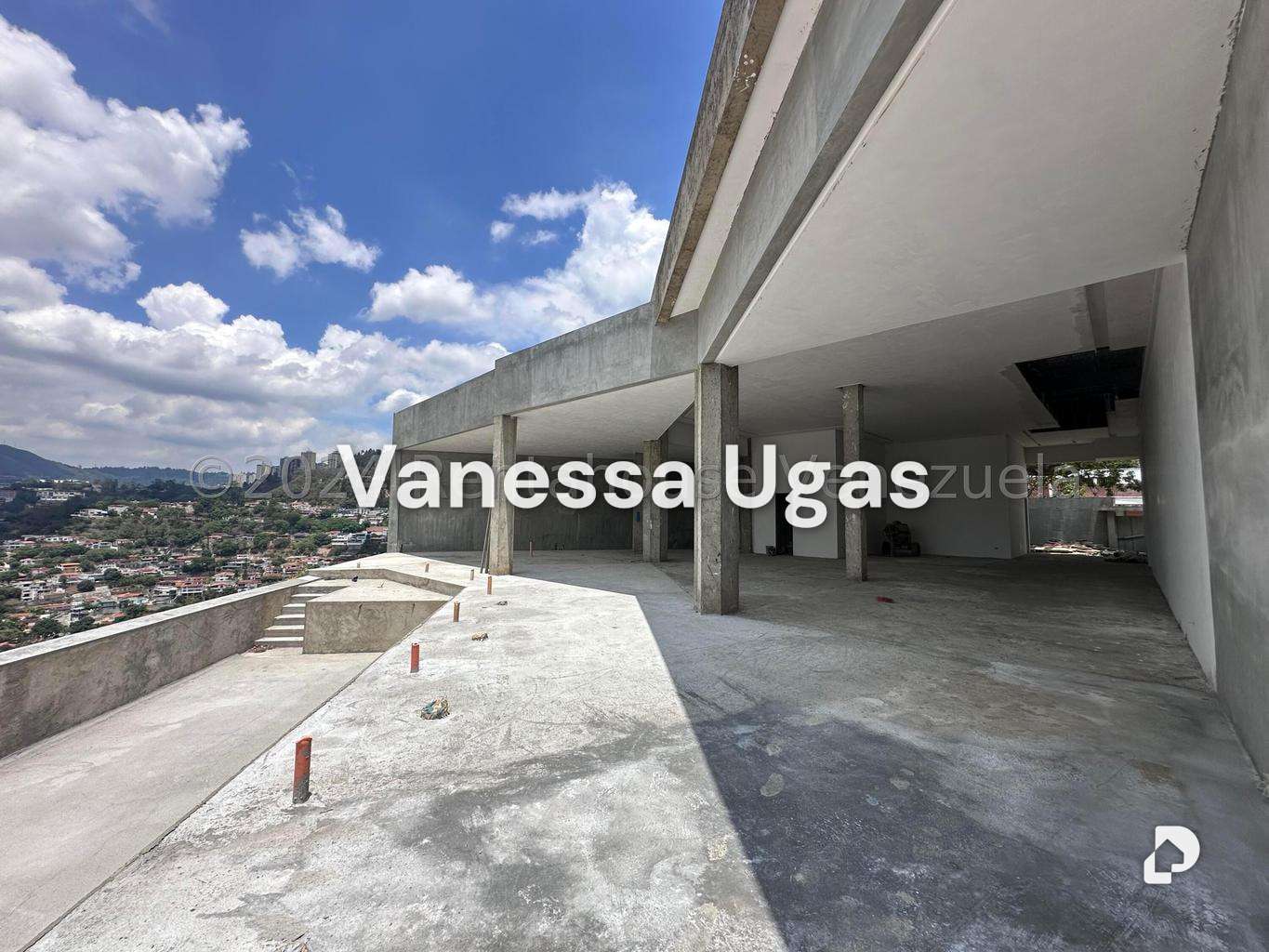 Casa en Prados Del Este, Caracas – 19