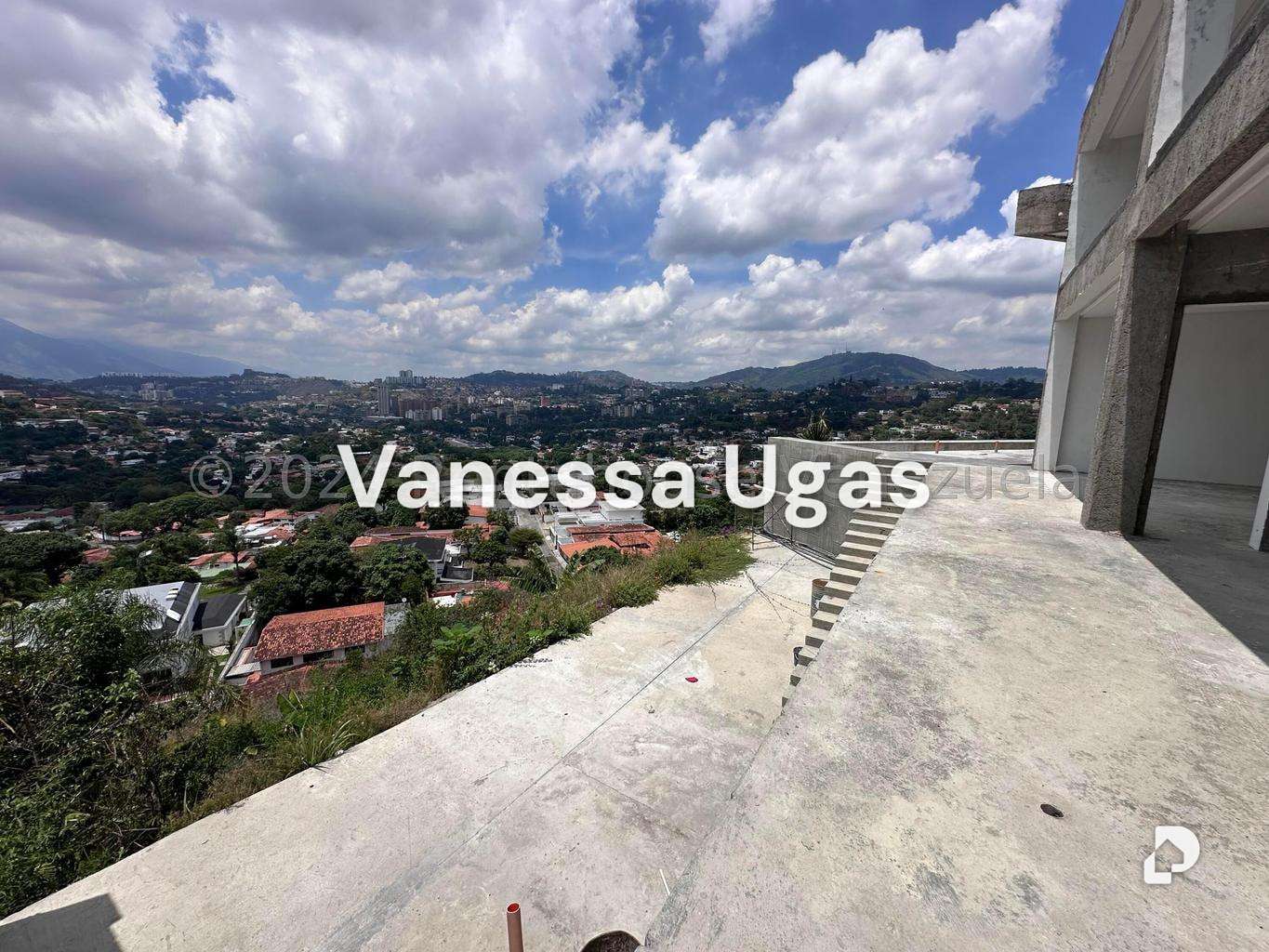 Casa en Prados Del Este, Caracas – 14