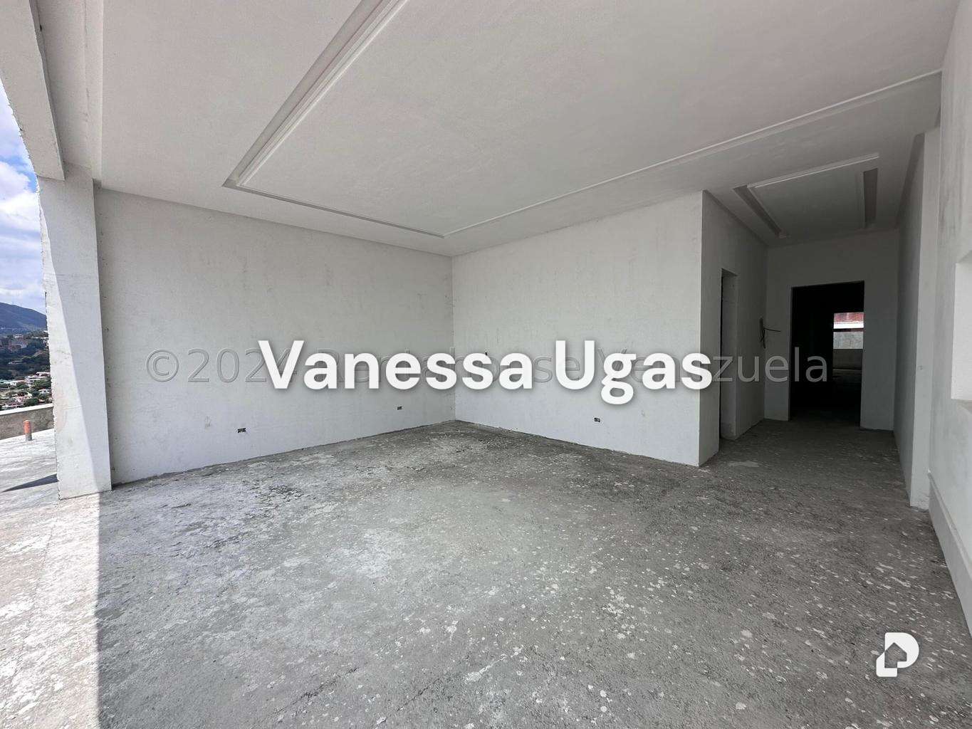Casa en Prados Del Este, Caracas – 15