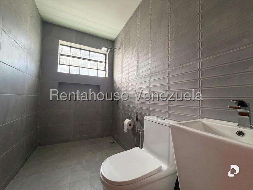 Casa en La California Norte, Caracas – 8