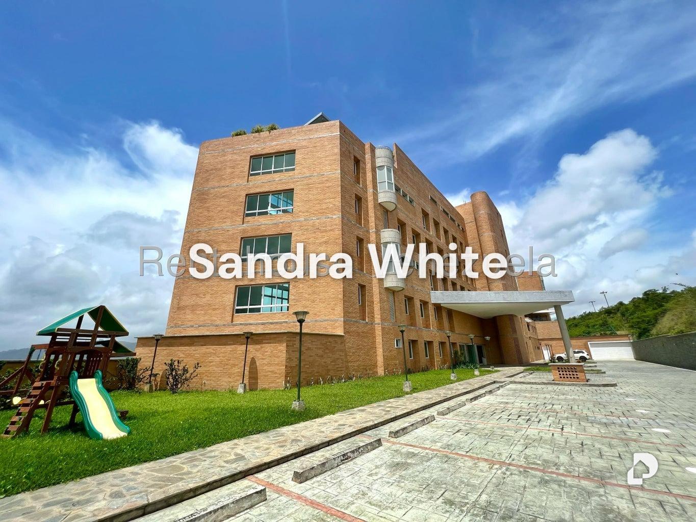 Apartamento en Mirador de Los Campitos 27-4422, Caracas – 2