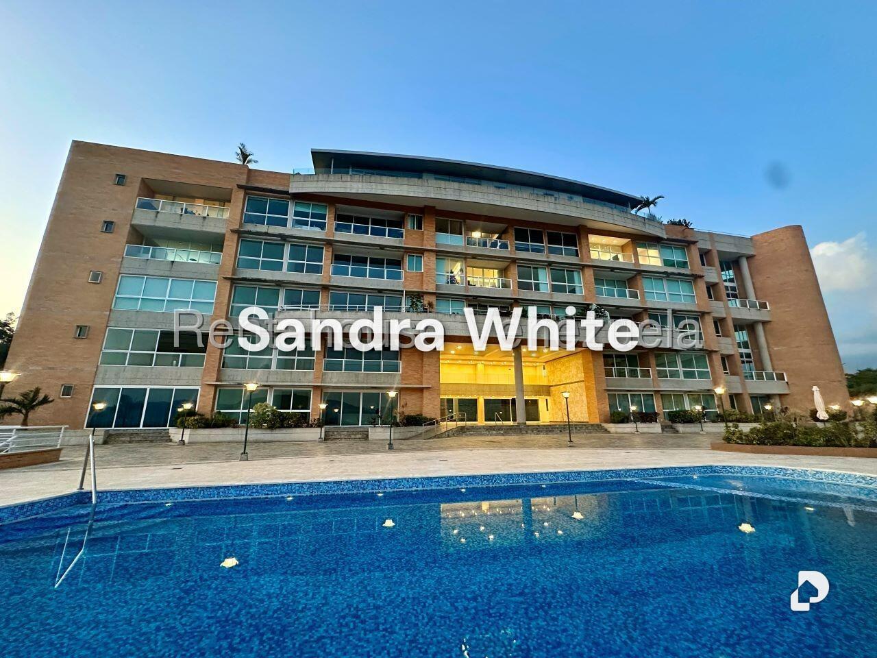 Apartamento en Mirador de Los Campitos 27-4422, Caracas – 1