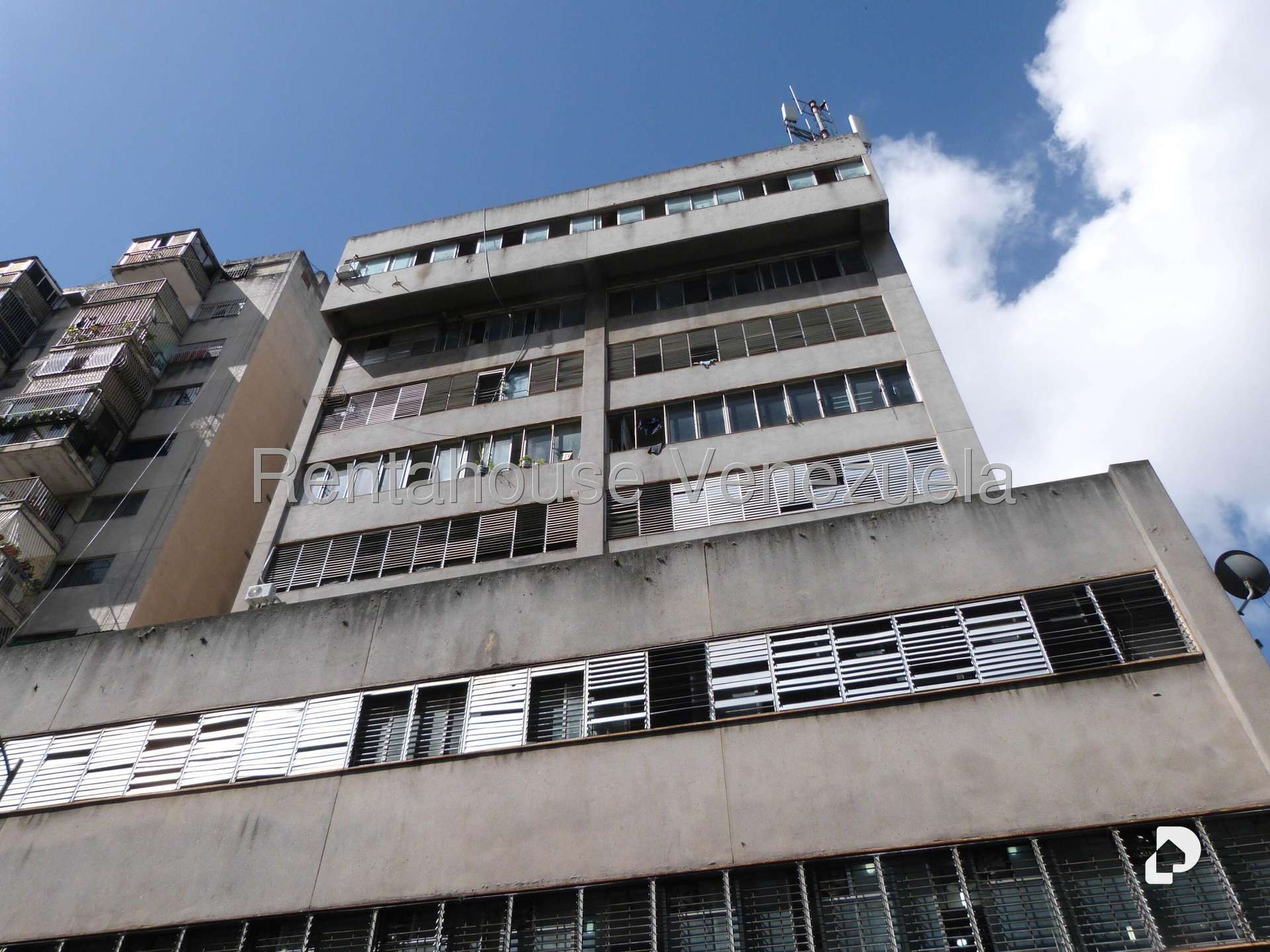 Edificio en Catedral, Caracas – 1