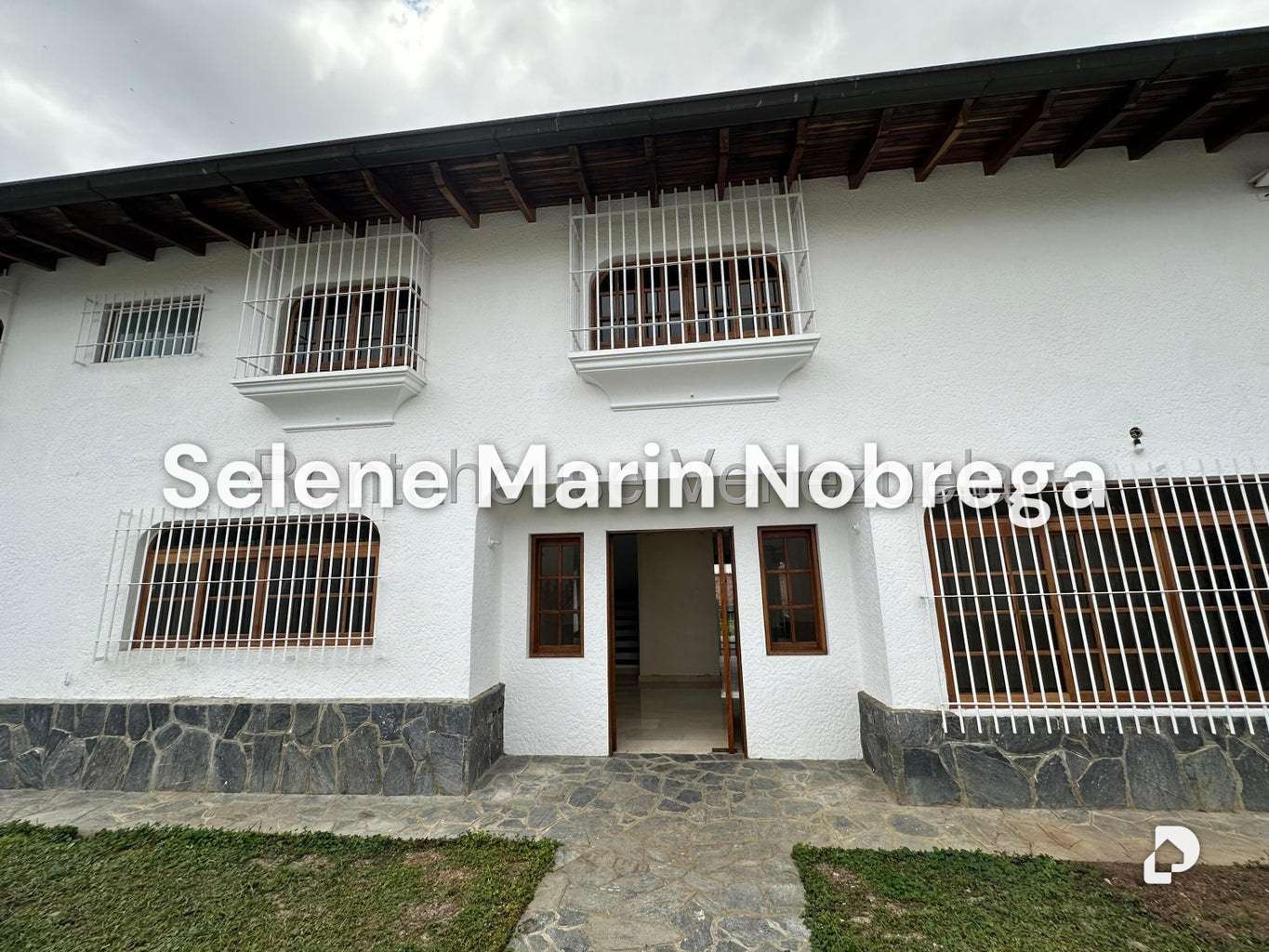 Casa en Lomas de La Lagunita, Caracas – 2