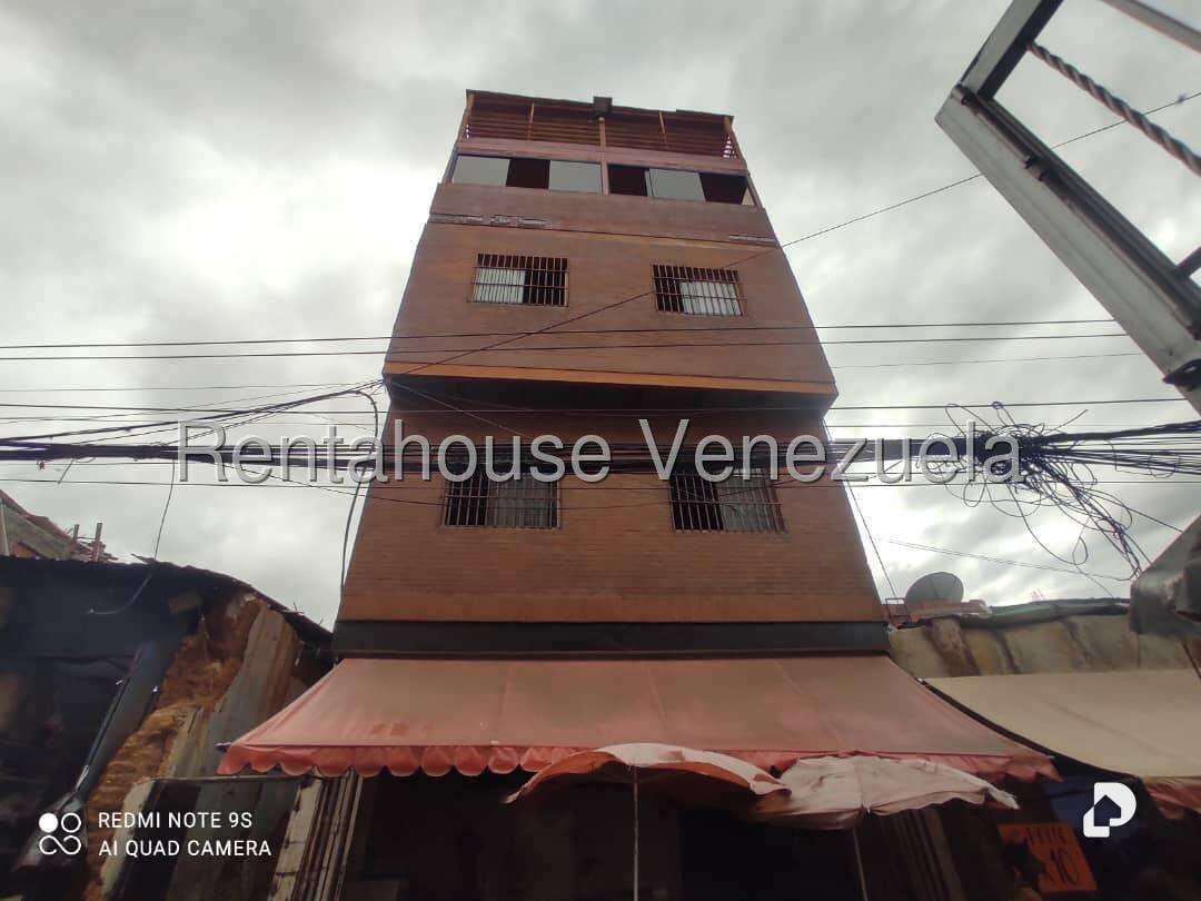 Edificio en Petare, Caracas – 1