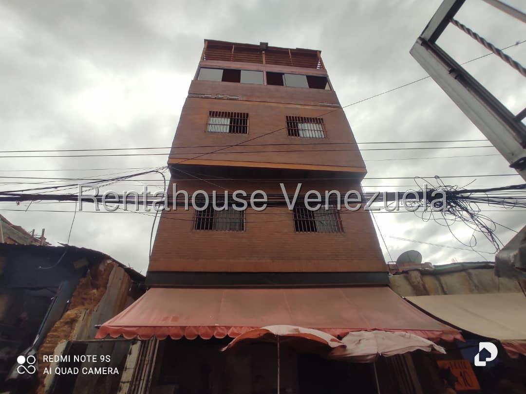 Edificio en Petare, Caracas – 1