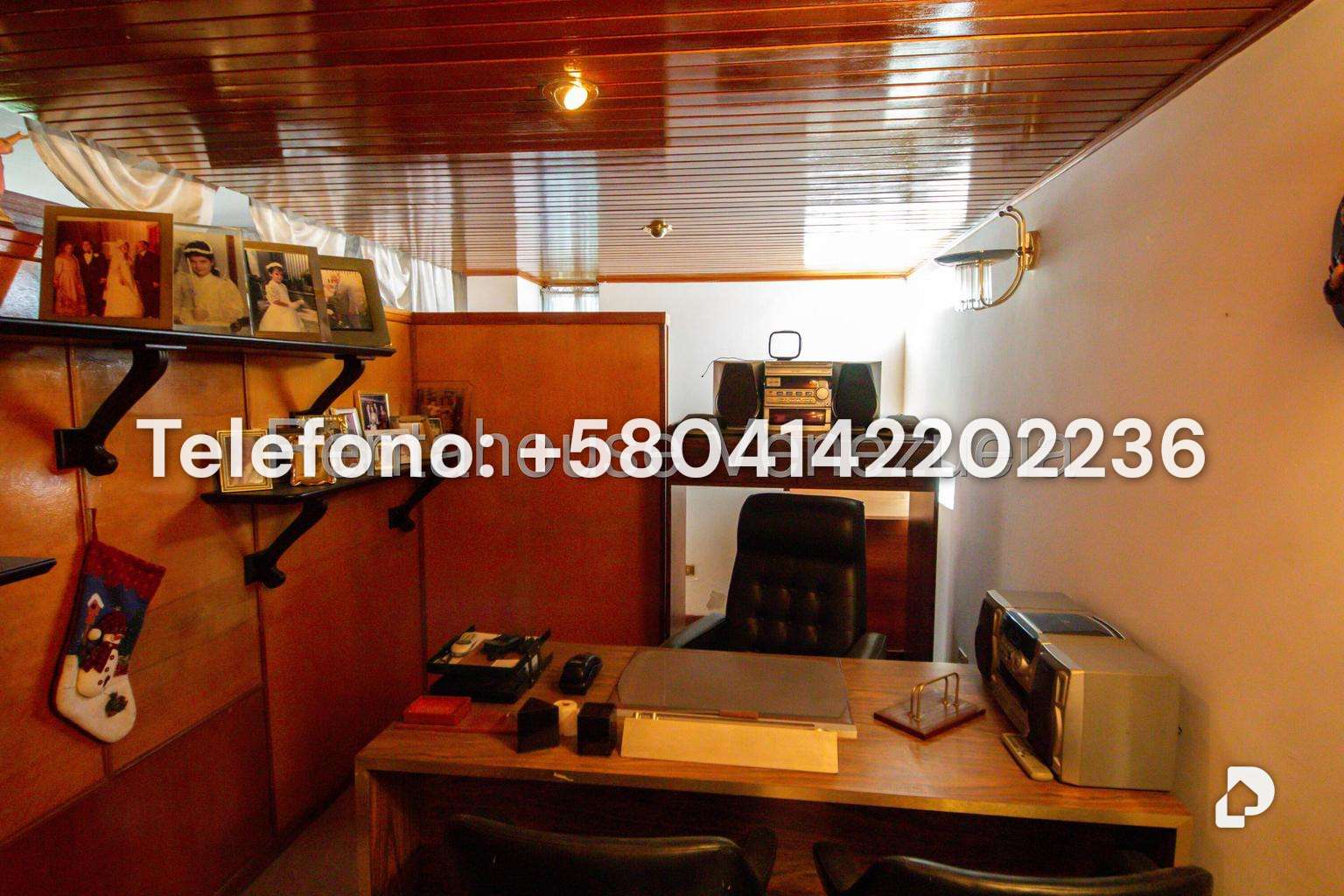 Casa en Lomas de La Lagunita, Caracas – 29