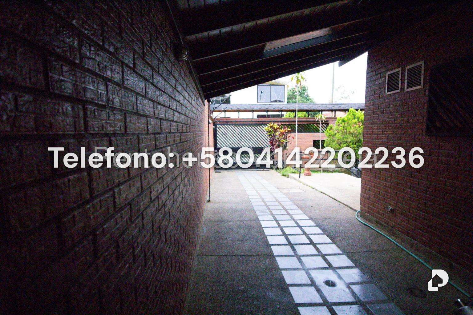 Casa en Lomas de La Lagunita, Caracas – 23