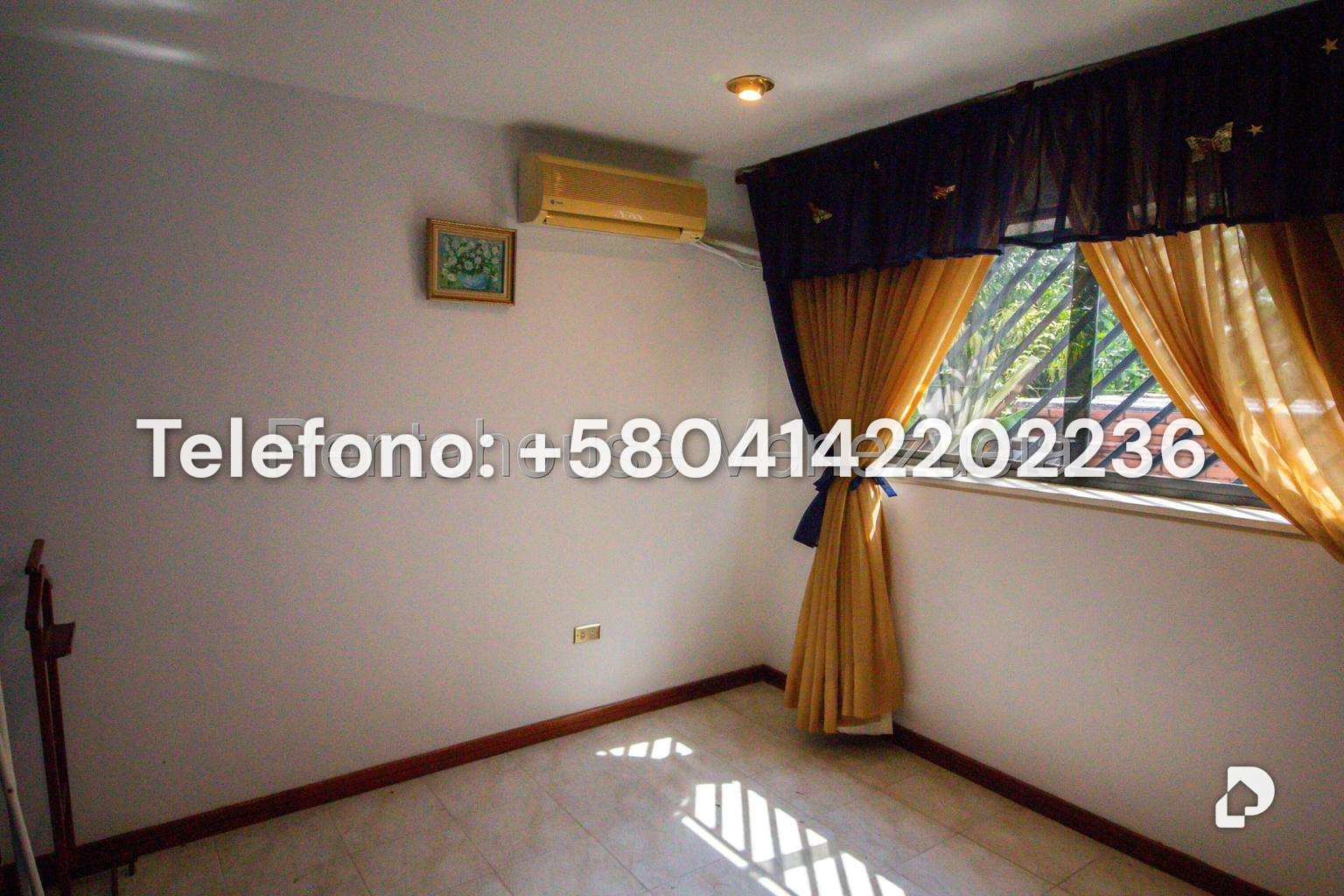 Casa en Lomas de La Lagunita, Caracas – 13