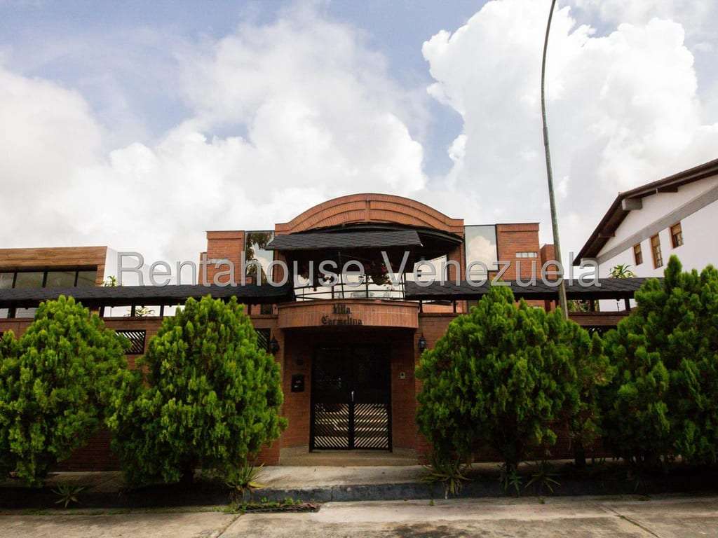 Casa en Lomas de La Lagunita, Caracas - 1