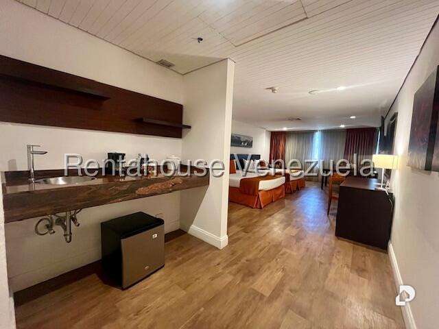 Apartamento en Chuao, Caracas – 2
