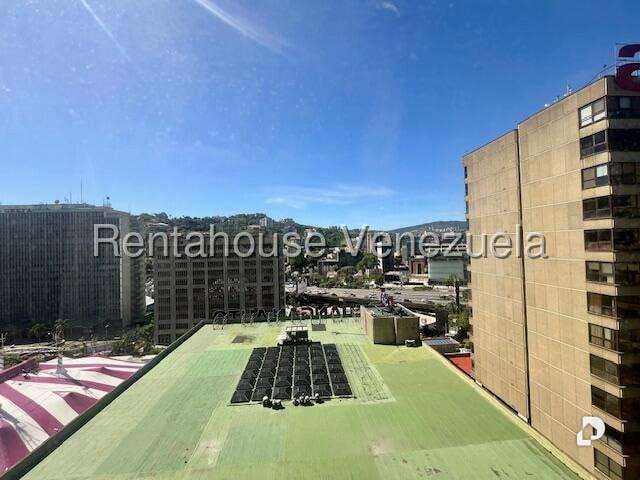 Apartamento en Chuao, Caracas – 11
