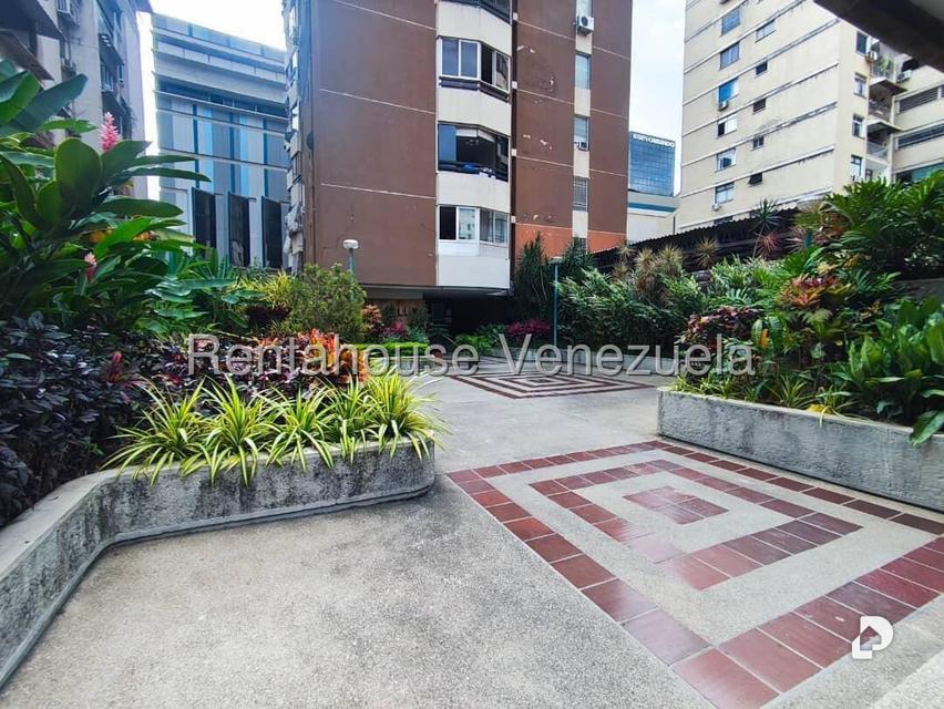 Apartamento en Los Palos Grandes, Caracas – 1