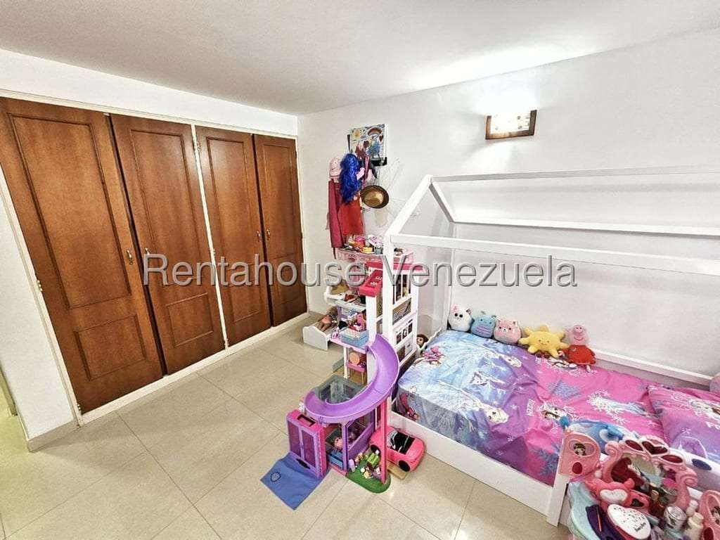 Apartamento en Colinas de La Tahona, Caracas - 1