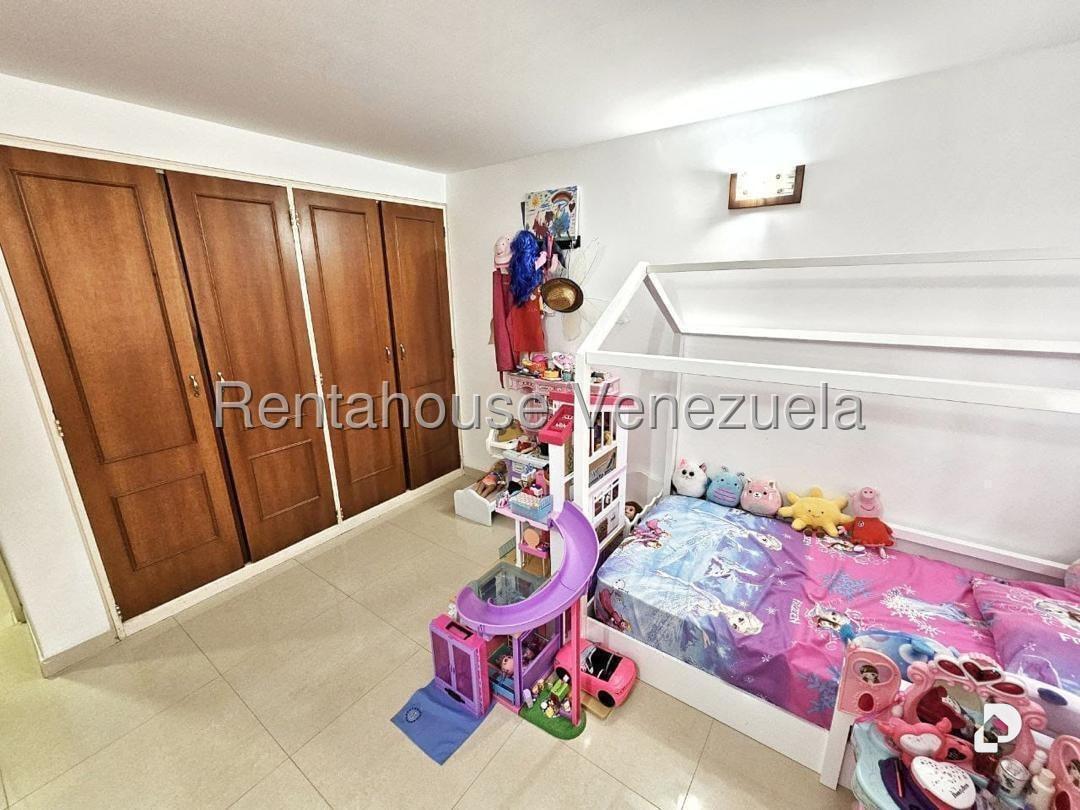 Apartamento en Colinas de La Tahona, Caracas – 1