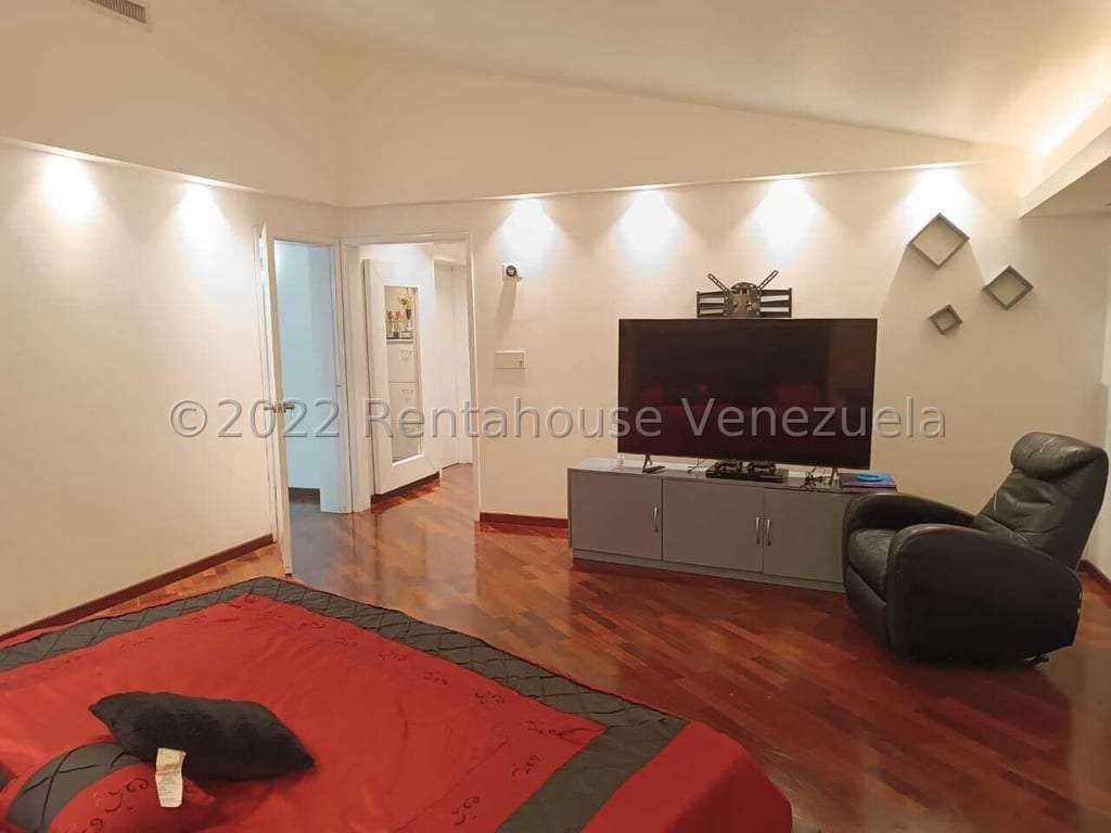 Casa en Altos de Guataparo, Valencia